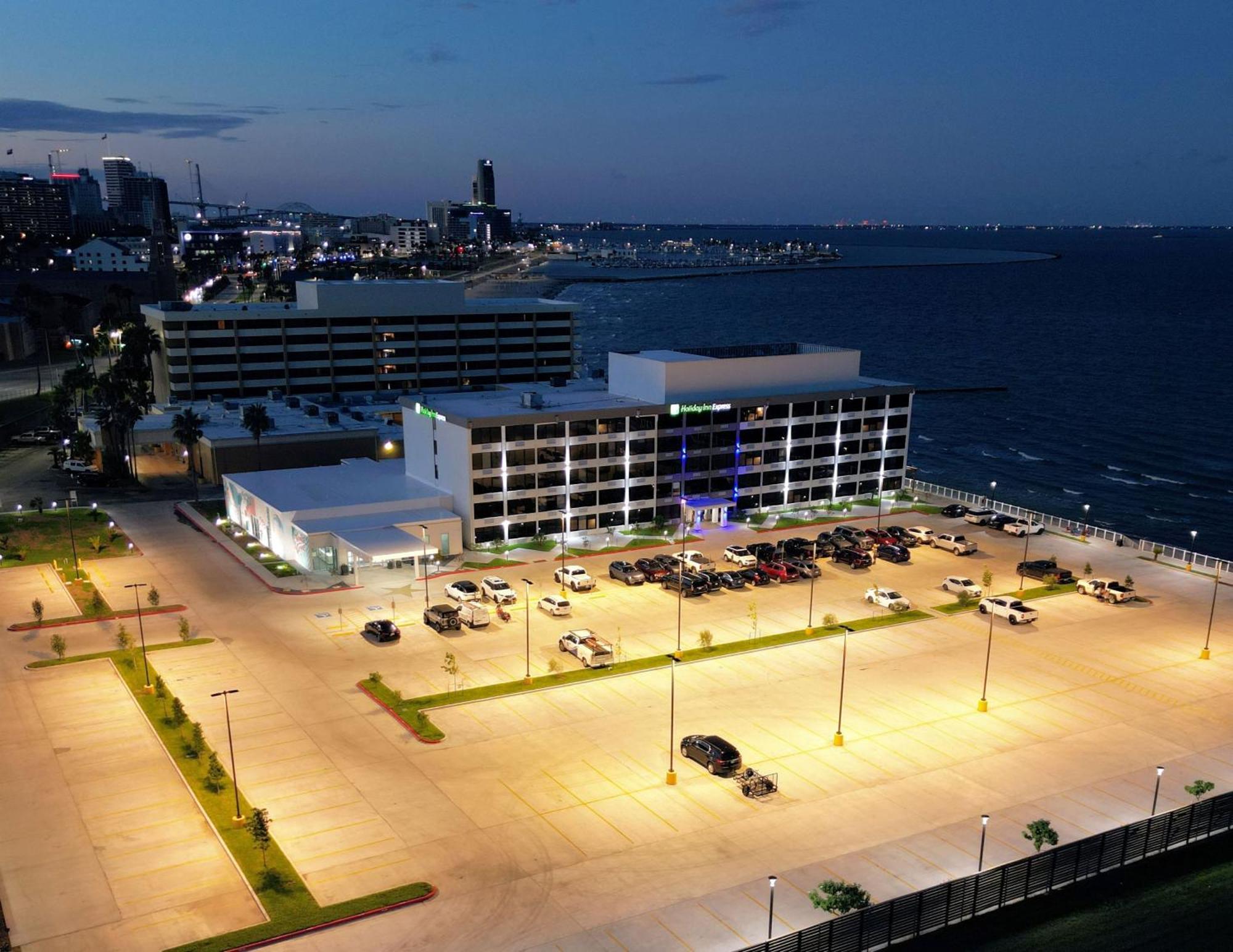 Holiday Inn Express Corpus Christi - Beachfront By Ihg エクステリア 写真