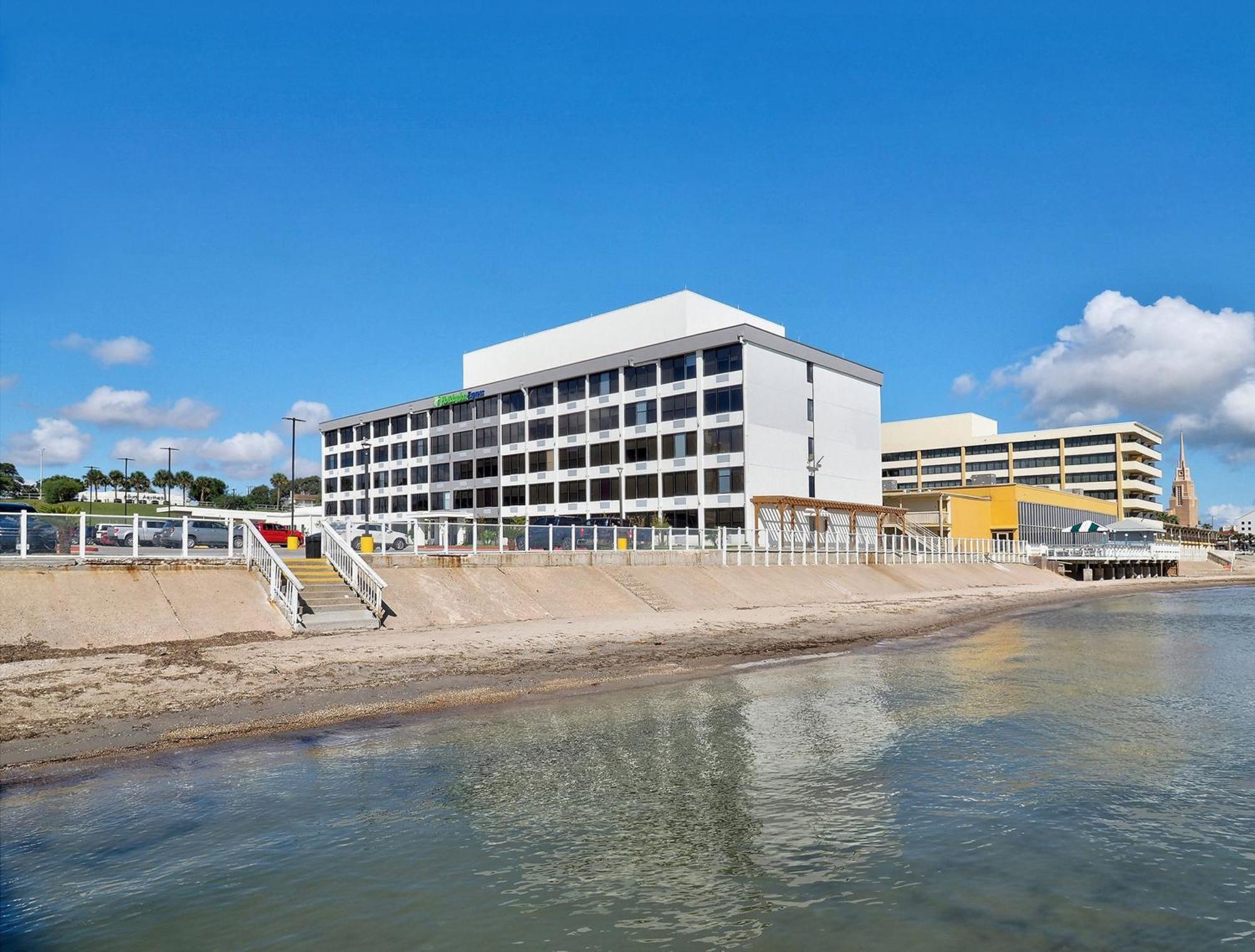 Holiday Inn Express Corpus Christi - Beachfront By Ihg エクステリア 写真