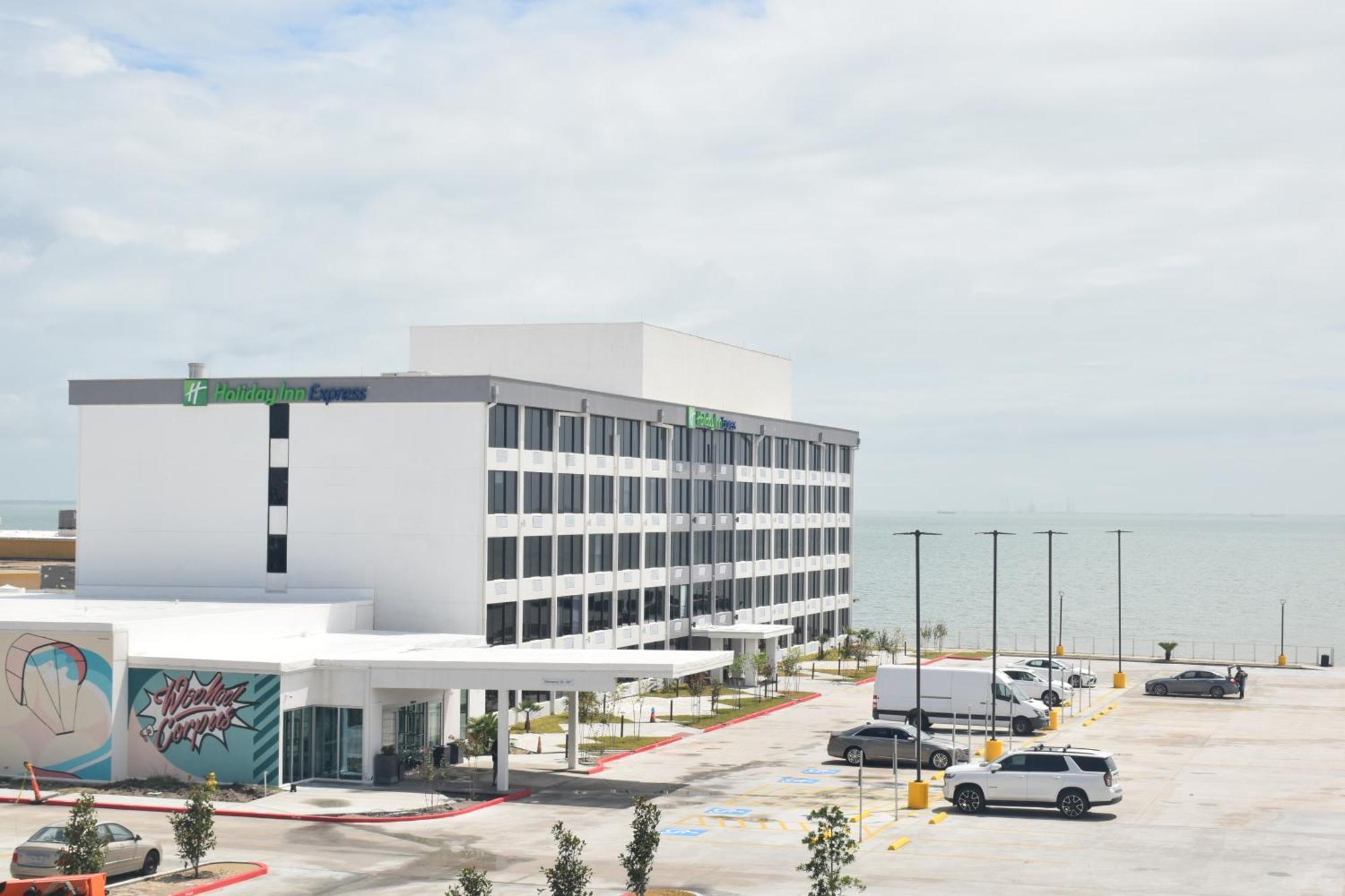Holiday Inn Express Corpus Christi - Beachfront By Ihg エクステリア 写真